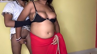 Explore The Beauty Of Indian Fat Women With Kamvali Bay