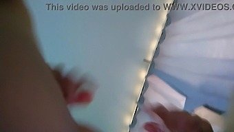 Susedova Mama Nám Dovoľuje Súkromie Na Intenzívne Sexuálne Stretnutie.