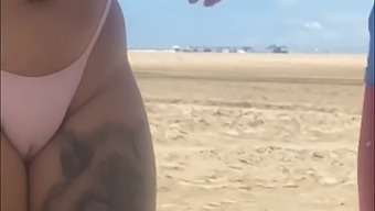 Jag Gick Till Stranden Och Lät Den Unge Mannen Göra Vad Han Ville I Hennes Fitta